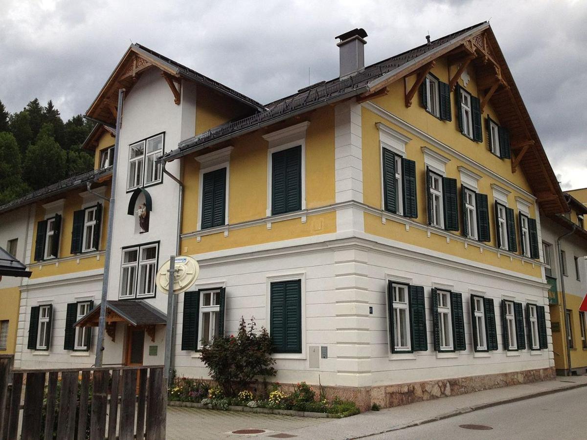Fruehstueckspension Josefinum Bad Aussee Exterior foto