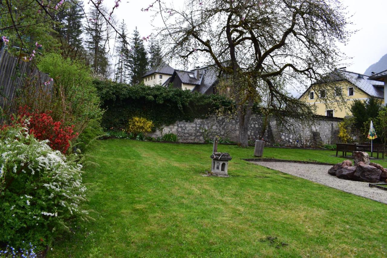 Fruehstueckspension Josefinum Bad Aussee Exterior foto