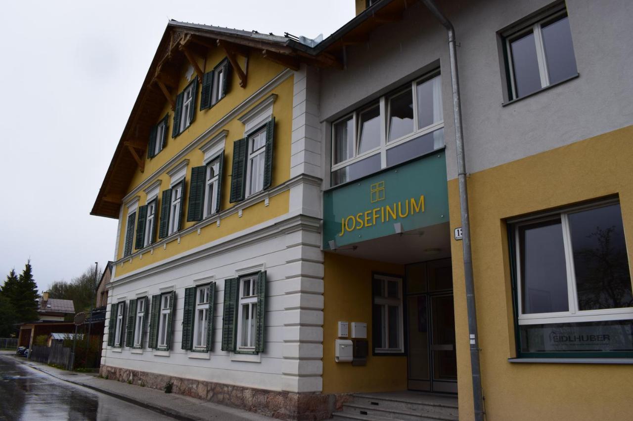 Fruehstueckspension Josefinum Bad Aussee Exterior foto