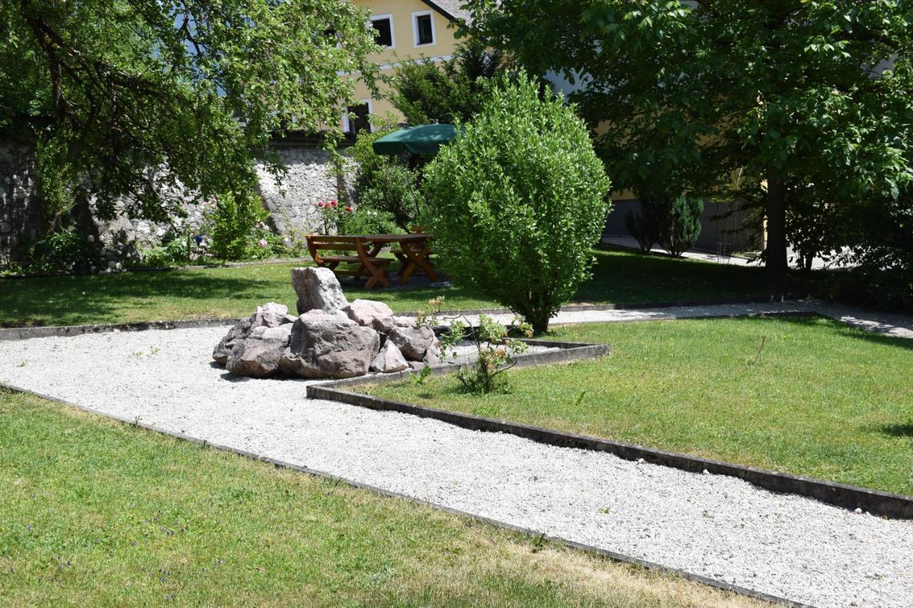 Fruehstueckspension Josefinum Bad Aussee Exterior foto